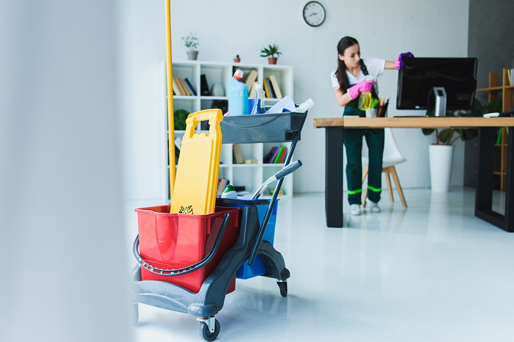 Office Cleaning Company for Janitorial, Floors and Carpets, Windows and More. Minneapolis-St Paul Commercial Cleaning Services - PrideProfessionalCleaning.com